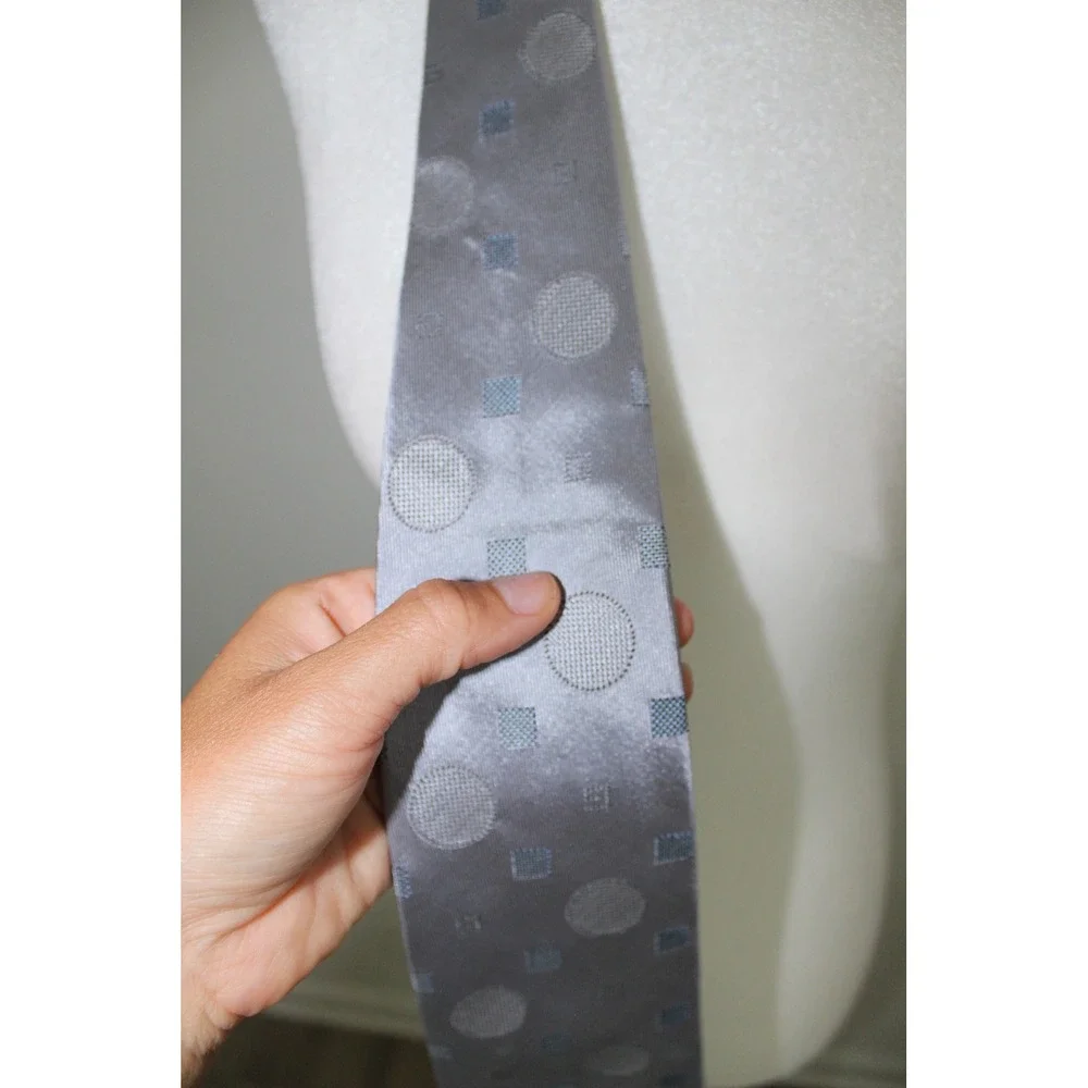 Gucci Mens Grey Geometric Silk Tie Woven Circle Square G Logo Made in Italy